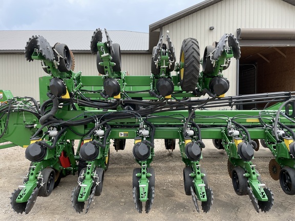 2023 John Deere DB120 Planter