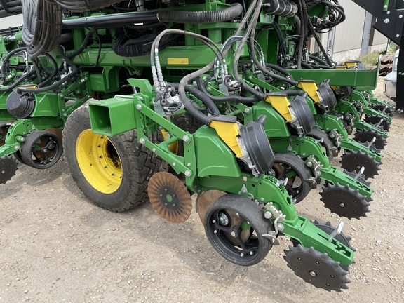 2023 John Deere DB120 Planter