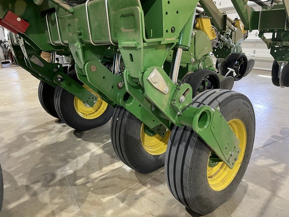 2023 John Deere 1795 Planter