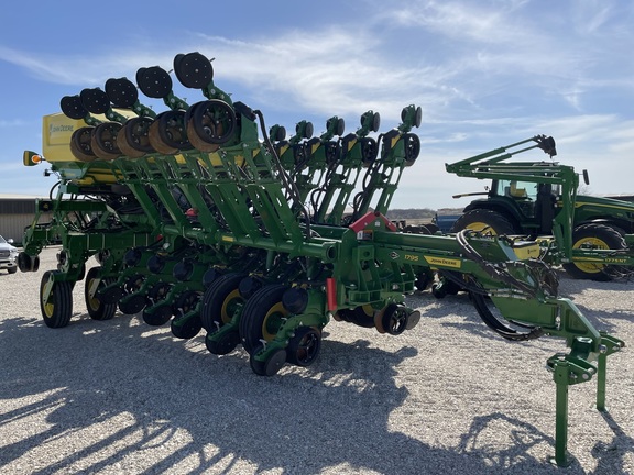 2023 John Deere 1795 Planter