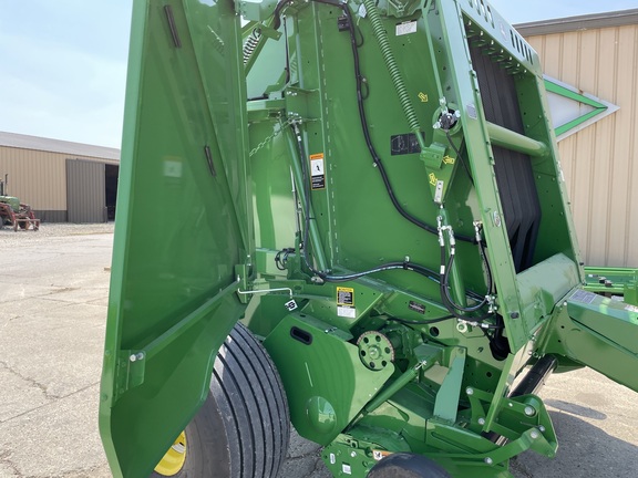 2023 John Deere 560M Baler/Round