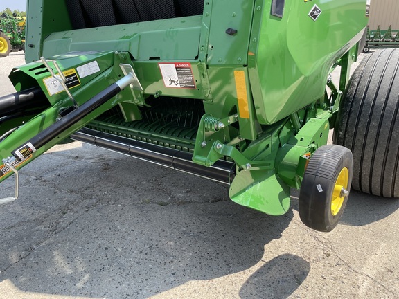 2023 John Deere 560M Baler/Round