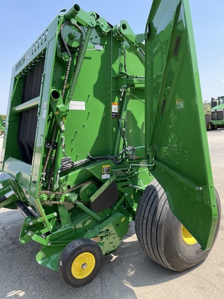 2023 John Deere 560M Baler/Round