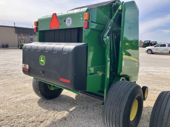 2023 John Deere 560M Baler/Round