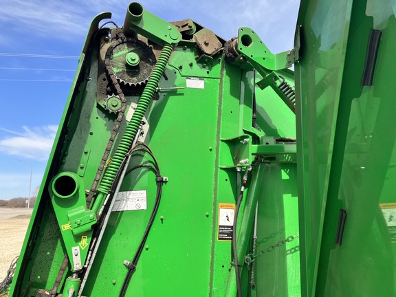 2023 John Deere 560M Baler/Round