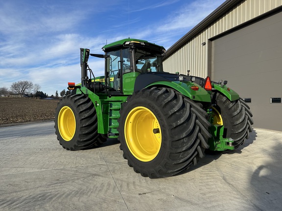 2022 John Deere 9R 590 Tractor 4WD