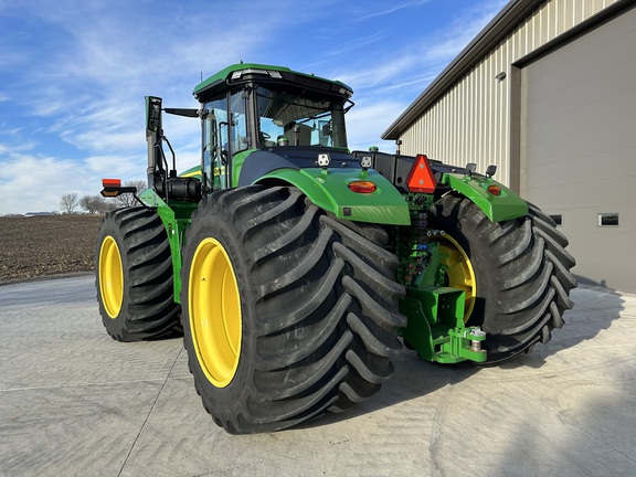 2022 John Deere 9R 590 Tractor 4WD