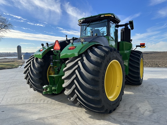 2022 John Deere 9R 590 Tractor 4WD