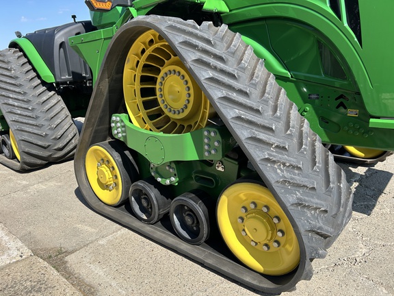 2023 John Deere 9RX 590 Tractor Rubber Track