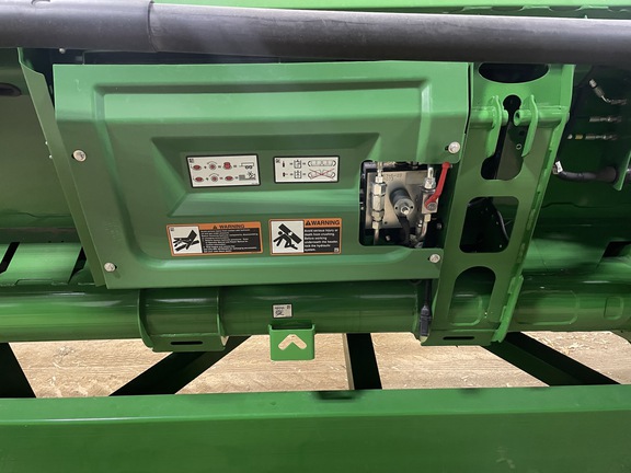 2023 John Deere HD50F Header Combine