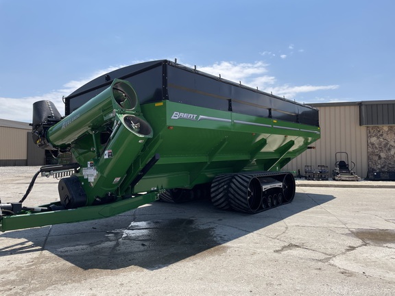 2021 Brent 2596 Grain Cart