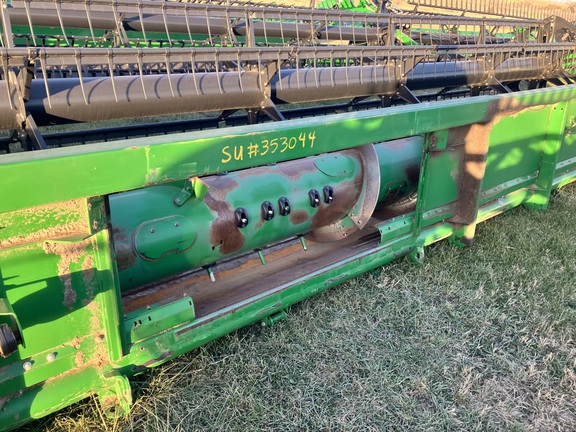 2012 John Deere 635F Header Combine