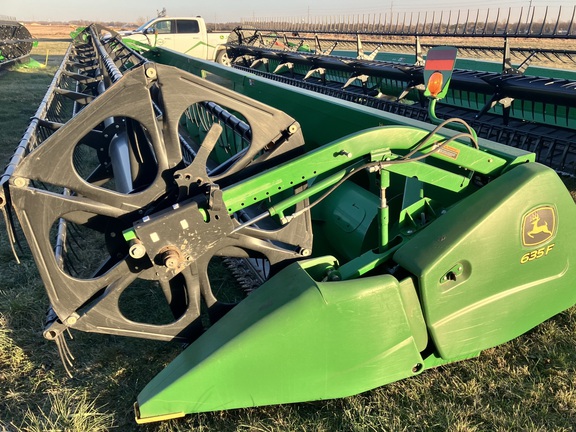 2012 John Deere 635F Header Combine