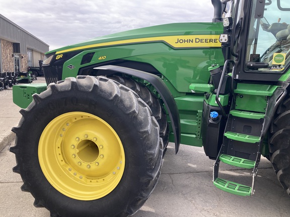 2021 John Deere 8R 410 Tractor