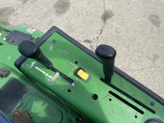 2015 John Deere 1570 Mower/Front Deck