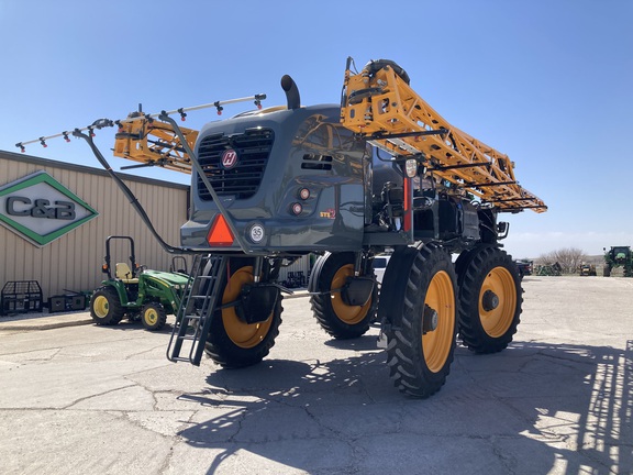 2021 Hagie STS12 Sprayer/High Clearance