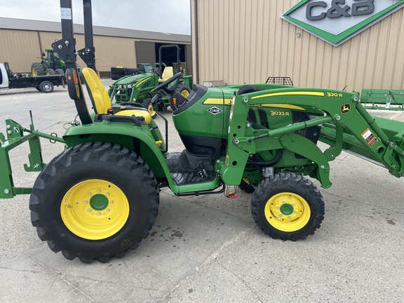 2023 John Deere 3033R Tractor Compact