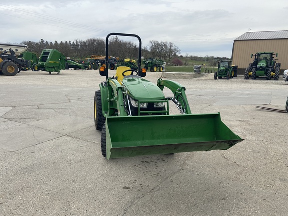 2023 John Deere 3033R Tractor Compact