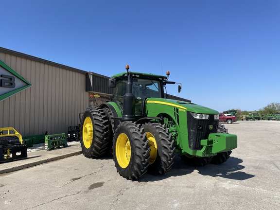 2014 John Deere 8370R Tractor