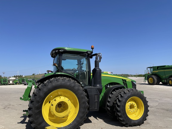 2014 John Deere 8370R Tractor