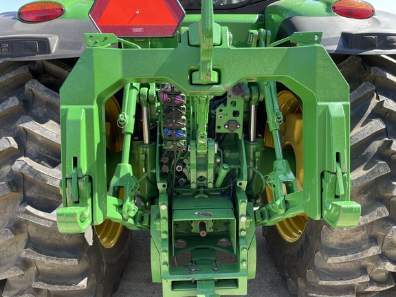 2014 John Deere 8370R Tractor