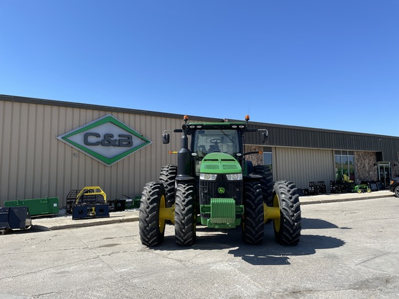 2014 John Deere 8370R Tractor