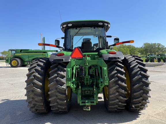 2014 John Deere 8370R Tractor