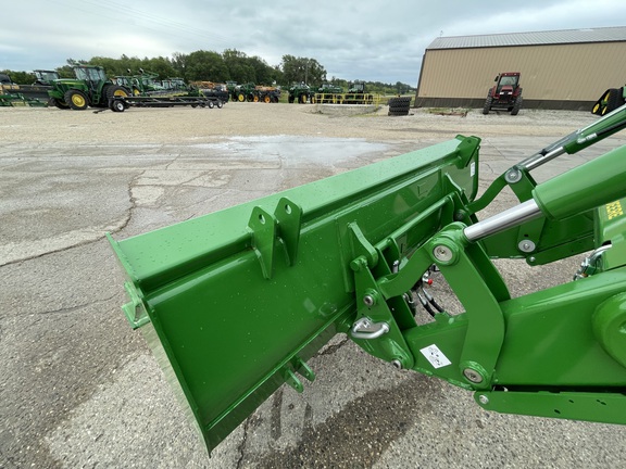 2024 John Deere 640R Loader