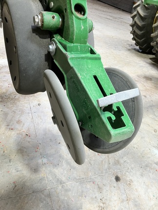 2022 John Deere 1795 Planter