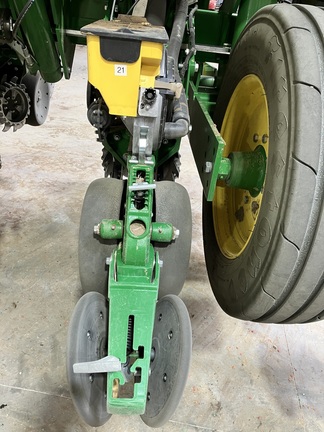 2022 John Deere 1795 Planter