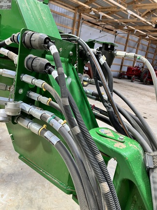 2022 John Deere 1795 Planter