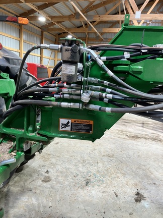 2022 John Deere 1795 Planter