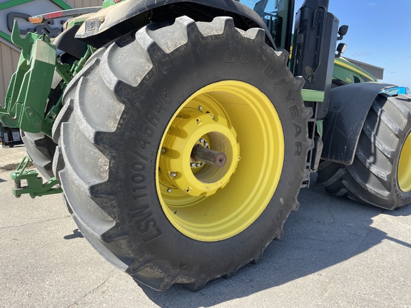 2021 John Deere 8R 370 Tractor