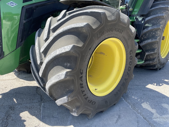 2021 John Deere 8R 370 Tractor