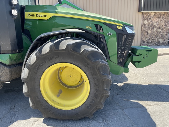 2021 John Deere 8R 370 Tractor