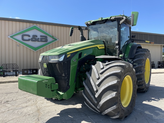 2021 John Deere 8R 370 Tractor