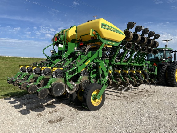 2021 John Deere 1795 Planter