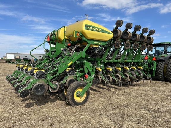 2021 John Deere 1795 Planter