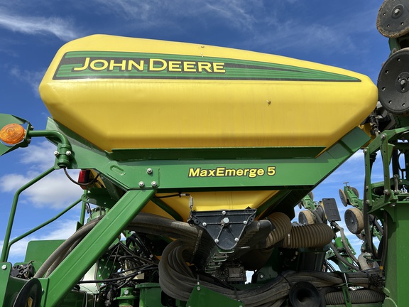 2021 John Deere 1795 Planter