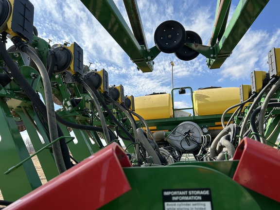 2021 John Deere 1795 Planter
