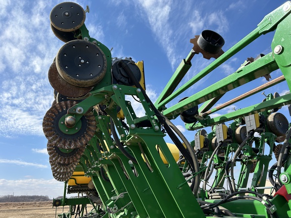 2021 John Deere 1795 Planter