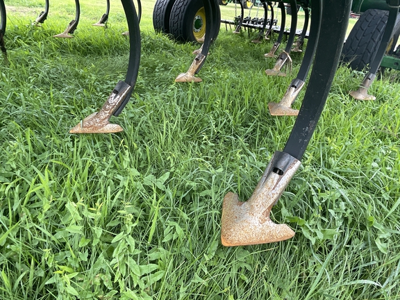 2024 John Deere 2230FH Field Cultivator