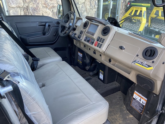 2024 John Deere XUV 835R ATV