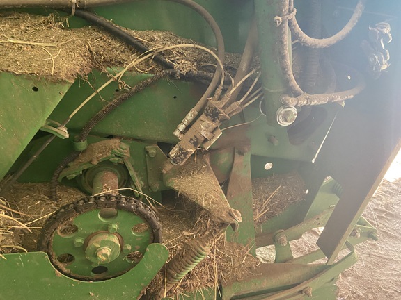 2020 John Deere 560M Baler/Round