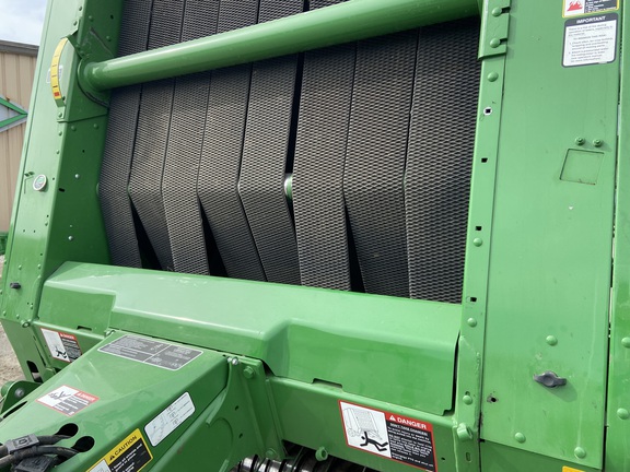 2020 John Deere 560M Baler/Round