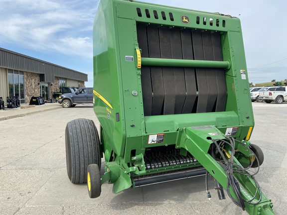 2020 John Deere 560M Baler/Round