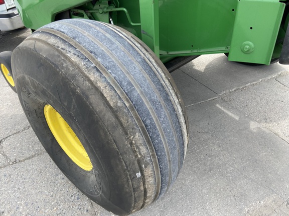 2020 John Deere 560M Baler/Round