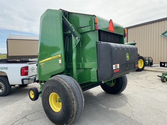 2020 John Deere 560M Baler/Round