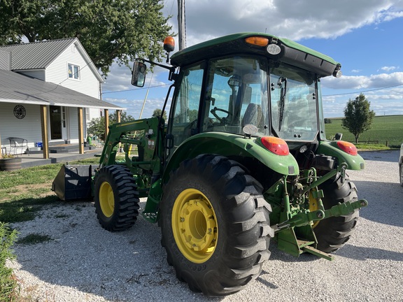 2018 John Deere 5075E Tractor