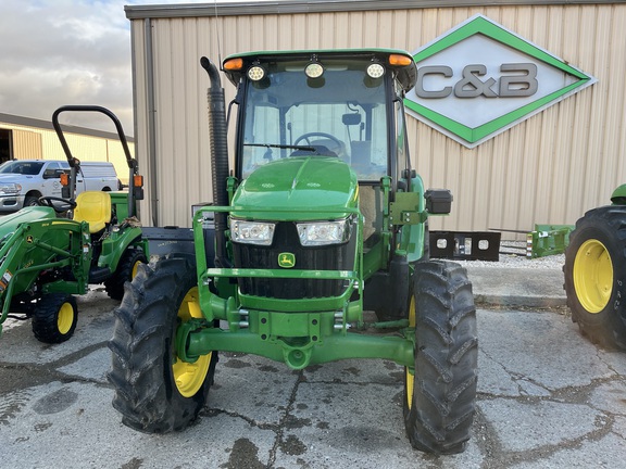 2018 John Deere 5075E Tractor